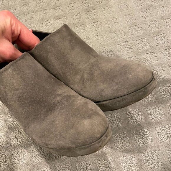 STUART WEITZMAN Suede Cover Up Botties Platform Heels Fog size 8 - Picture 8 of 10